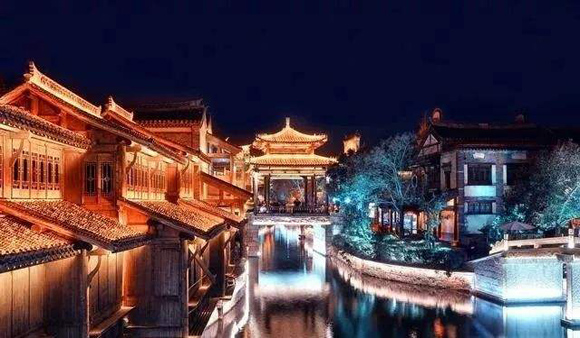 特色小镇如何玩转“夜经济” ？