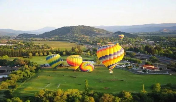 美国最成功的农业特色小镇集群——纳帕谷！