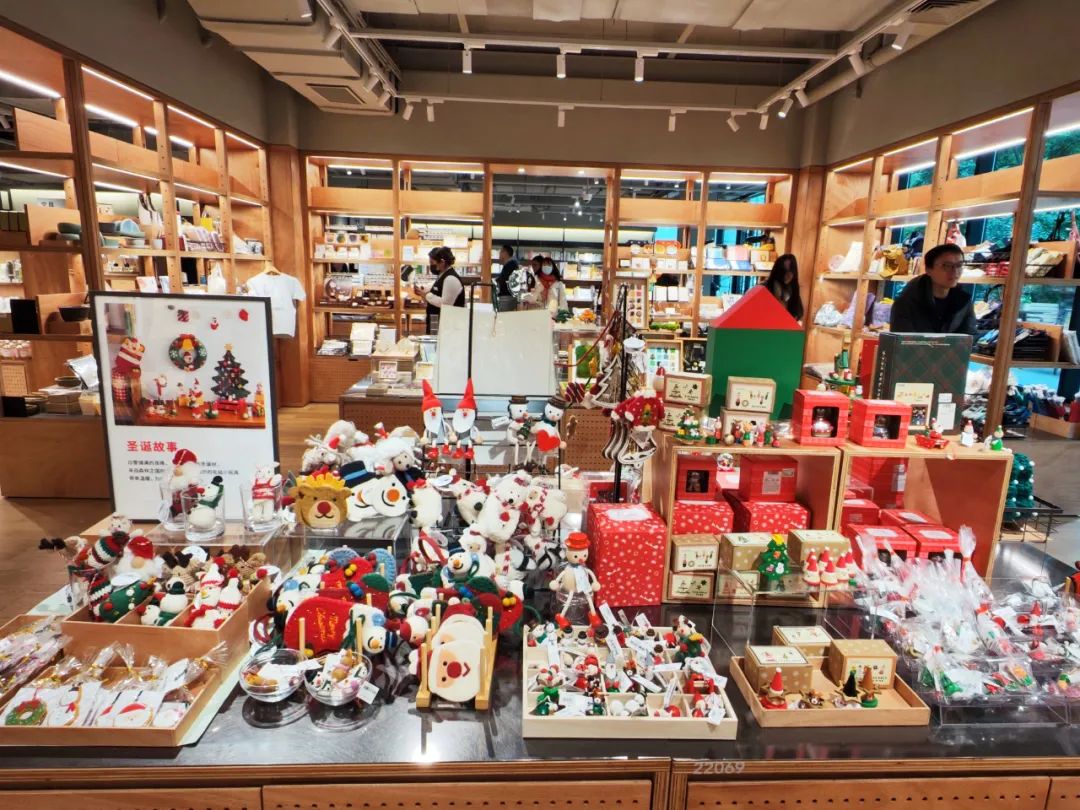 常逛常新，首店经济为实体商业注入生机