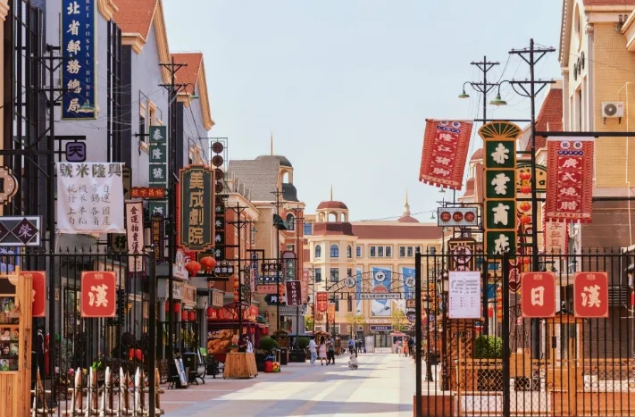 街区式商业和当下更配是因为他全新的“人货场”玩法？