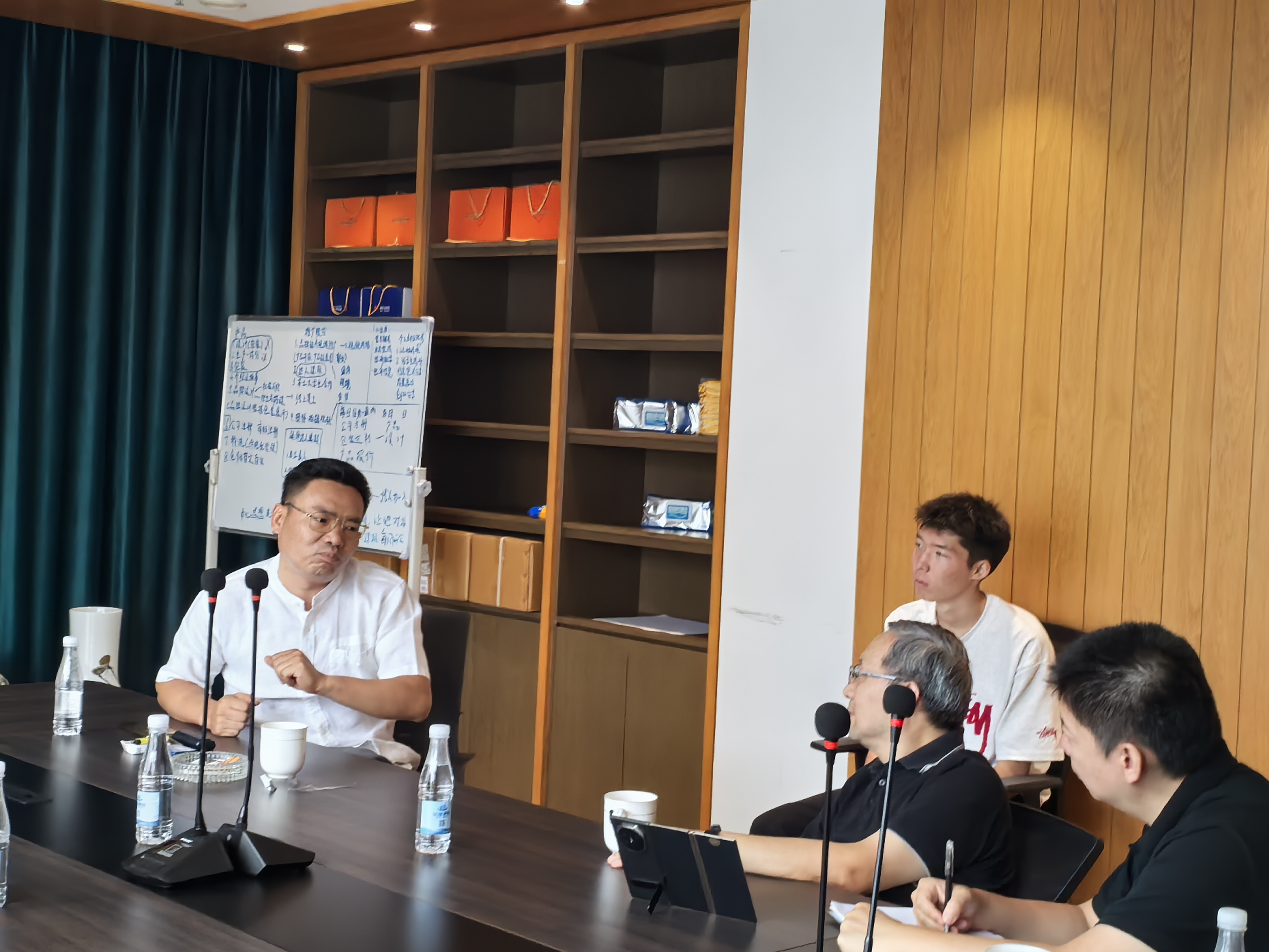 飙马专家组应邀考察山东某工业遗产改造文旅项目