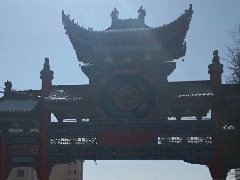 如何正确处理购物中心商品组合功能定位与消费者的关系？