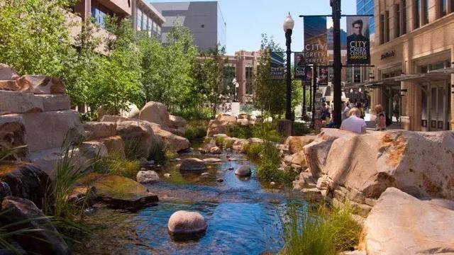 10个经典商业街景观设计案例