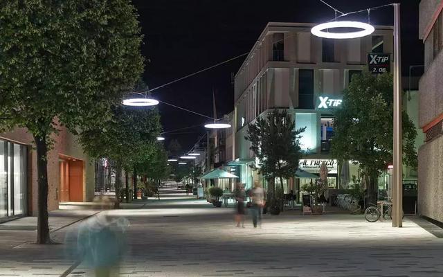 10个经典商业街景观设计案例