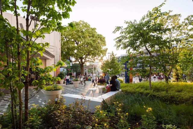 10个经典商业街景观设计案例