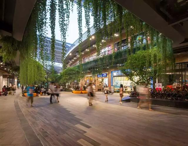 10个经典商业街景观设计案例