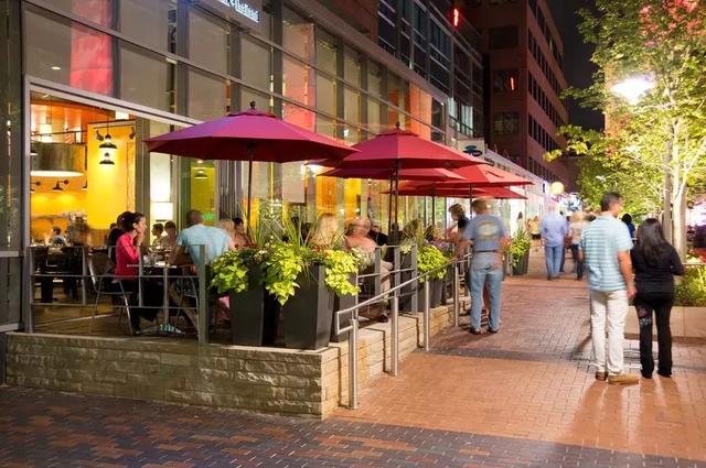 10个经典商业街景观设计案例