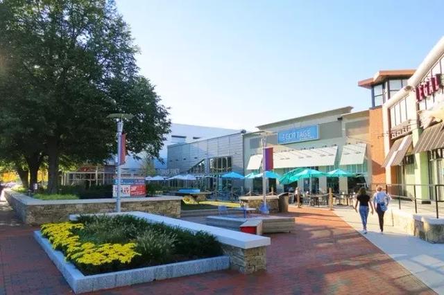 10个经典商业街景观设计案例