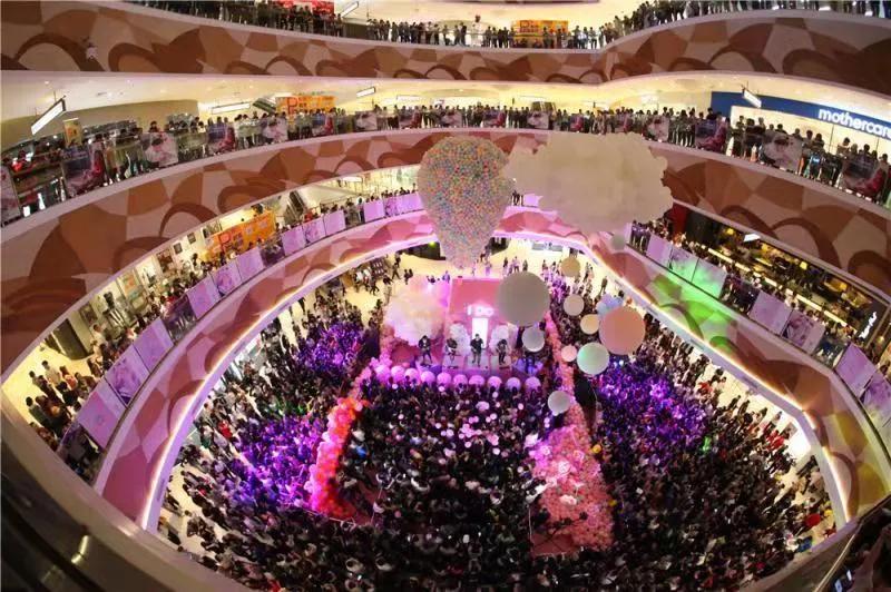 别让客流困在“盒子”里