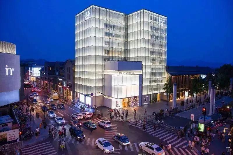 别让客流困在“盒子”里