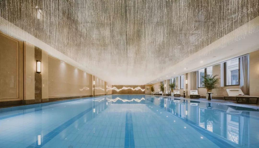 近两年流行的“下沉式”空间布局，一种新的设计方式