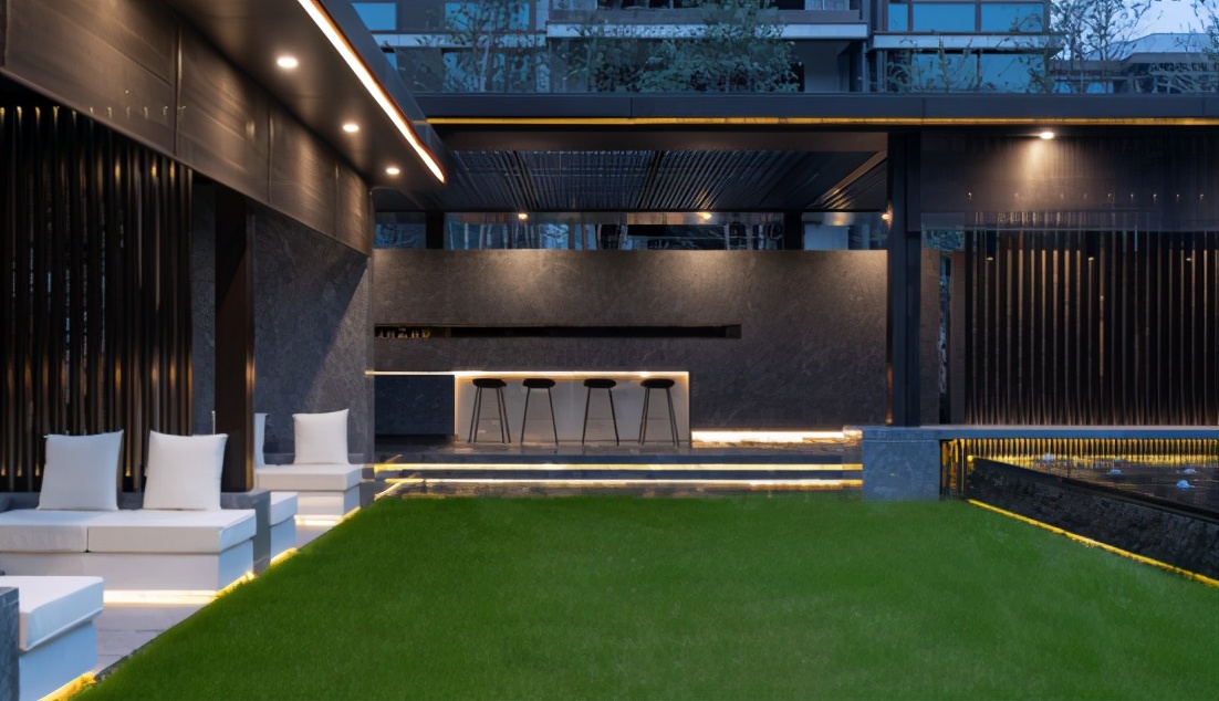 近两年流行的“下沉式”空间布局，一种新的设计方式