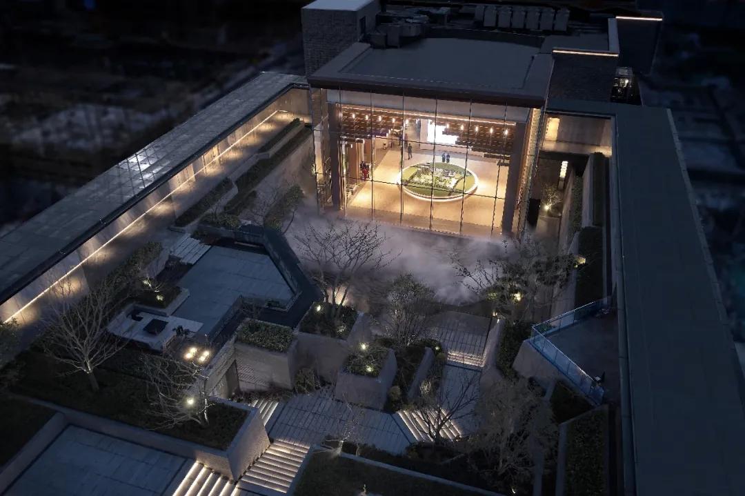 近两年流行的“下沉式”空间布局，一种新的设计方式