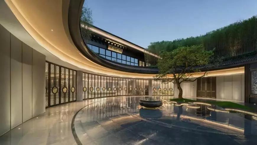 近两年流行的“下沉式”空间布局，一种新的设计方式