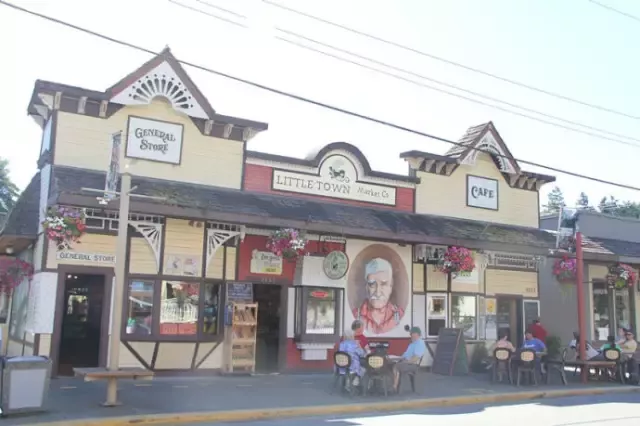 ​没有产业的小镇没有灵魂，八大特色文旅小镇创新案例