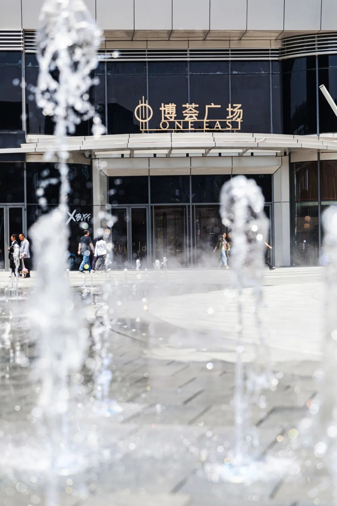 看上海博荟广场如何打造不一样的“夜上海”