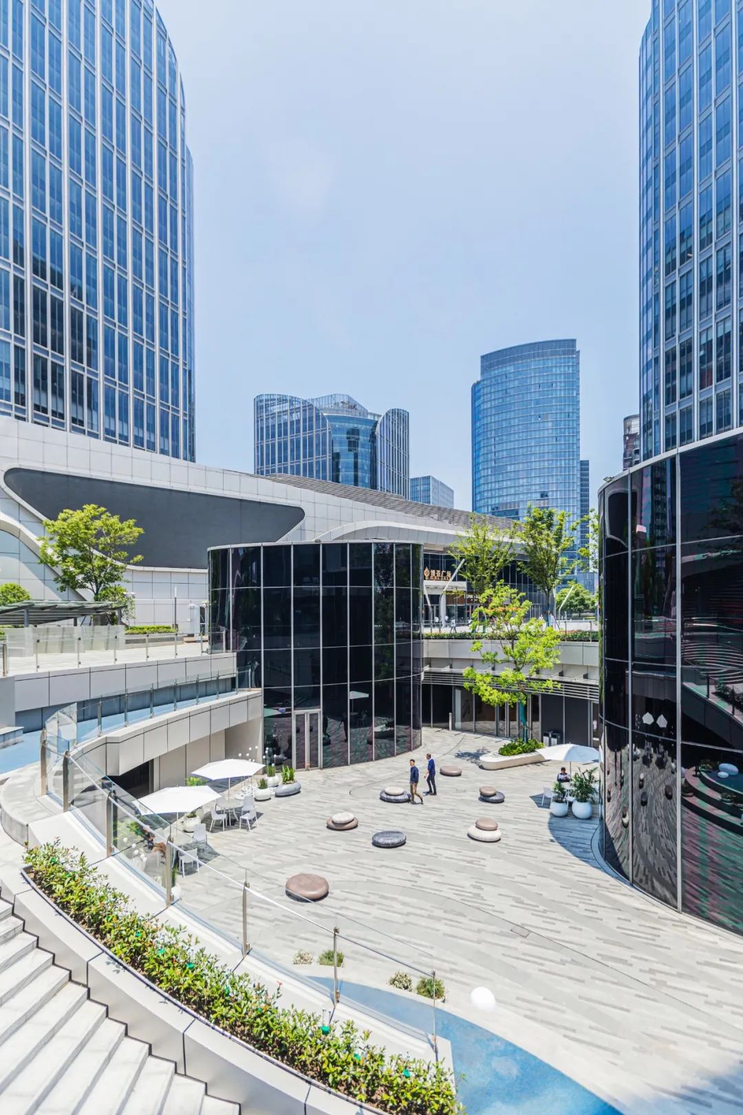 看上海博荟广场如何打造不一样的“夜上海”