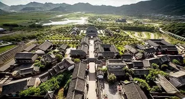 小镇开发如何突破建造模式的小镇思维？