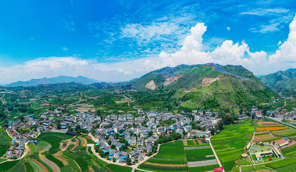 对变味的特色小镇，你怎么看？